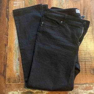 Chico’s So Slimming Black Jean